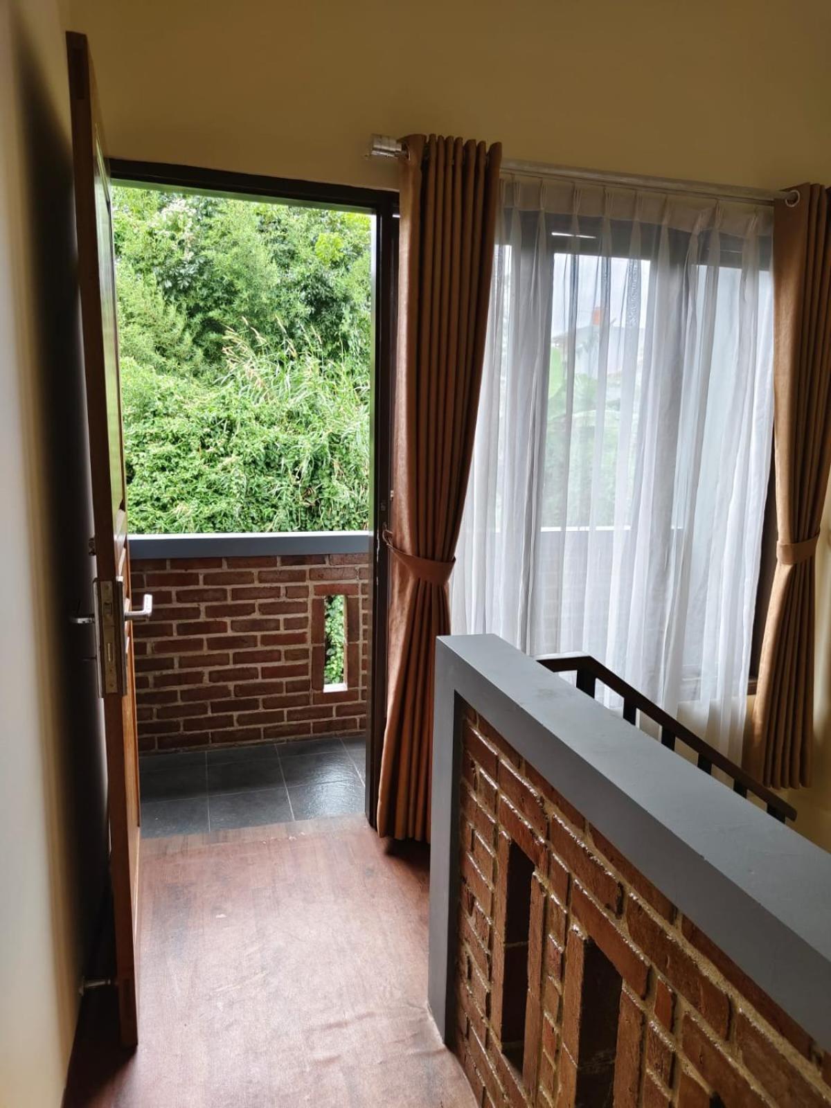 Bajorah Homestay Lembang Exterior foto